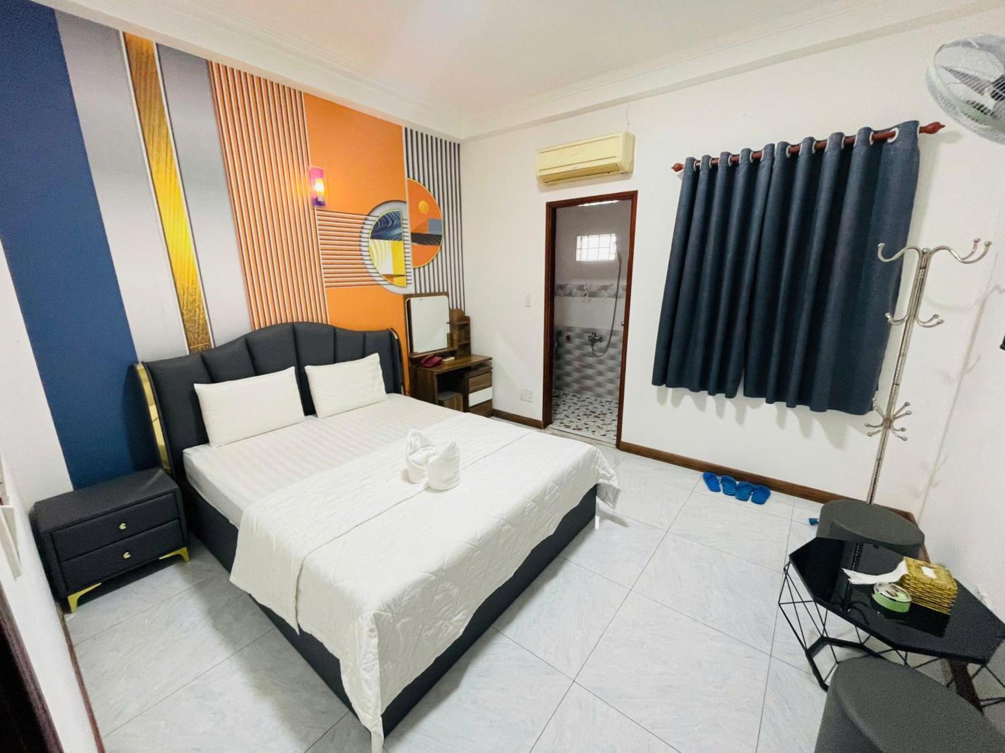 Khách sạn Nam Anh 3 *